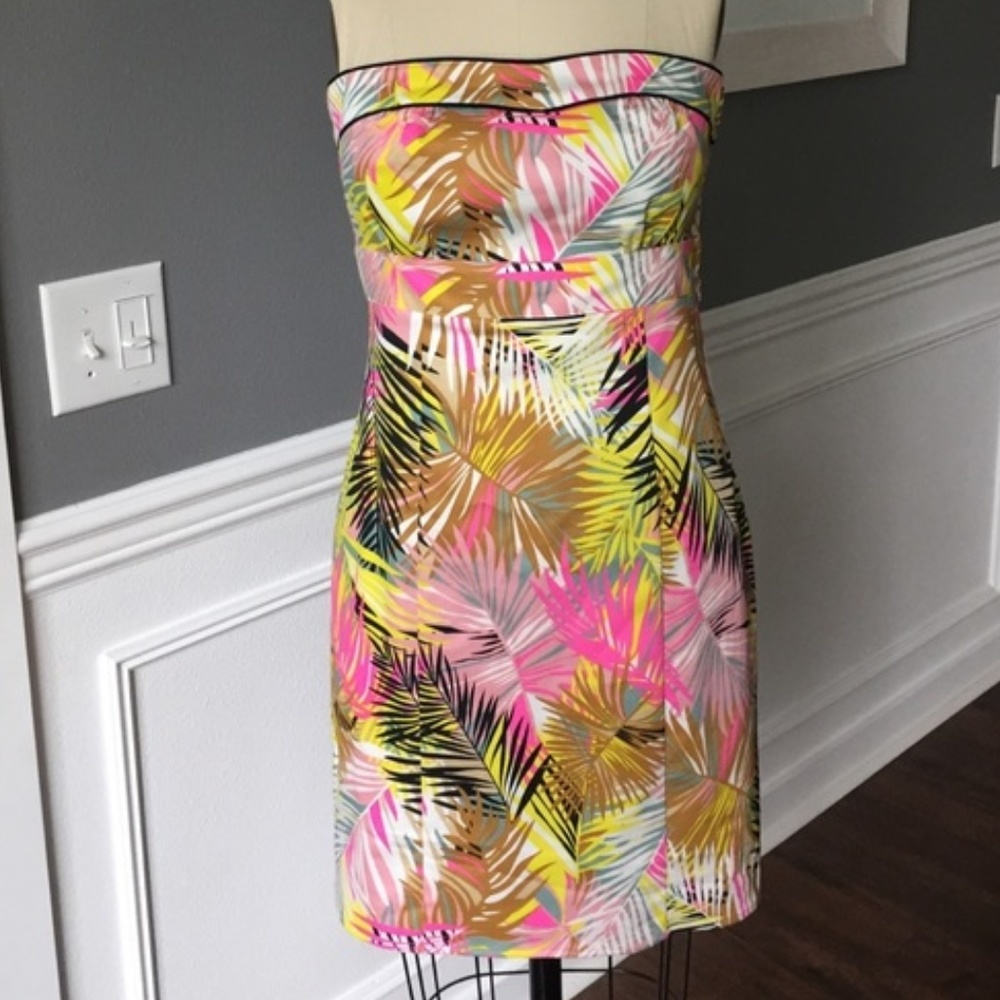 NWT Strapless Tropical Dress